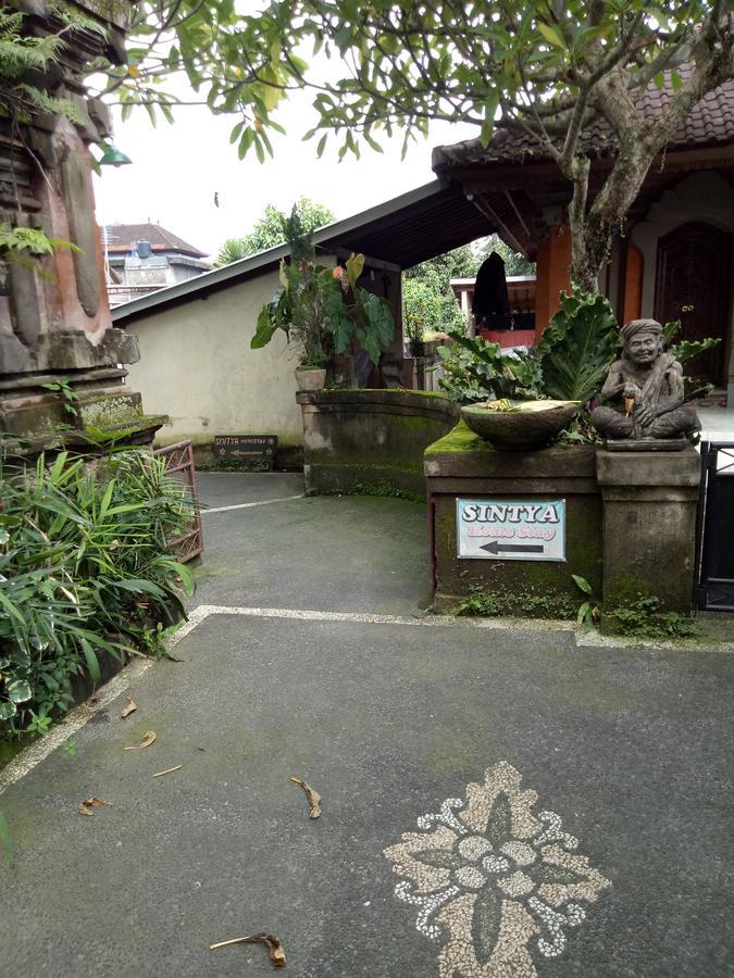 Sintya Homestay ウブド エクステリア 写真